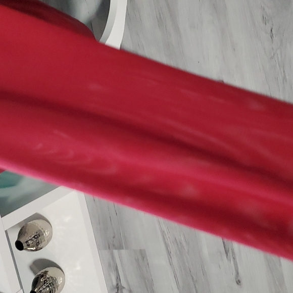 NWOT BEAUTIFUL RED DRESS 💃 - Picture 4 of 10